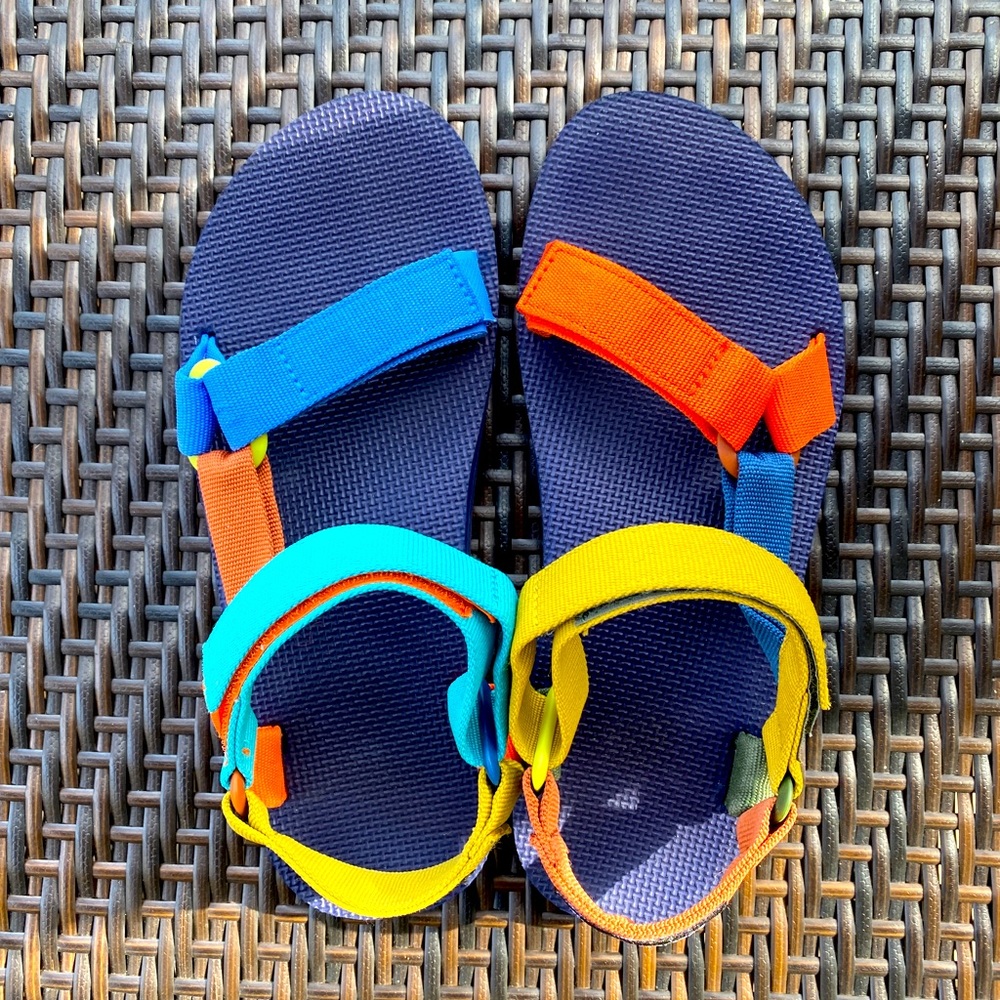 Teva Cotopaxi sandals